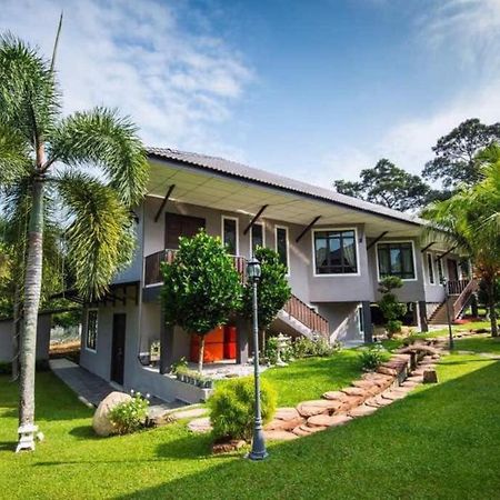 Capital O 90088 Mbp Leisure Resort Batu Pahat Dış mekan fotoğraf