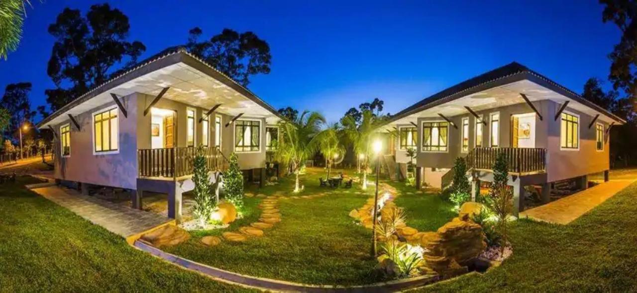 Capital O 90088 Mbp Leisure Resort Batu Pahat Dış mekan fotoğraf