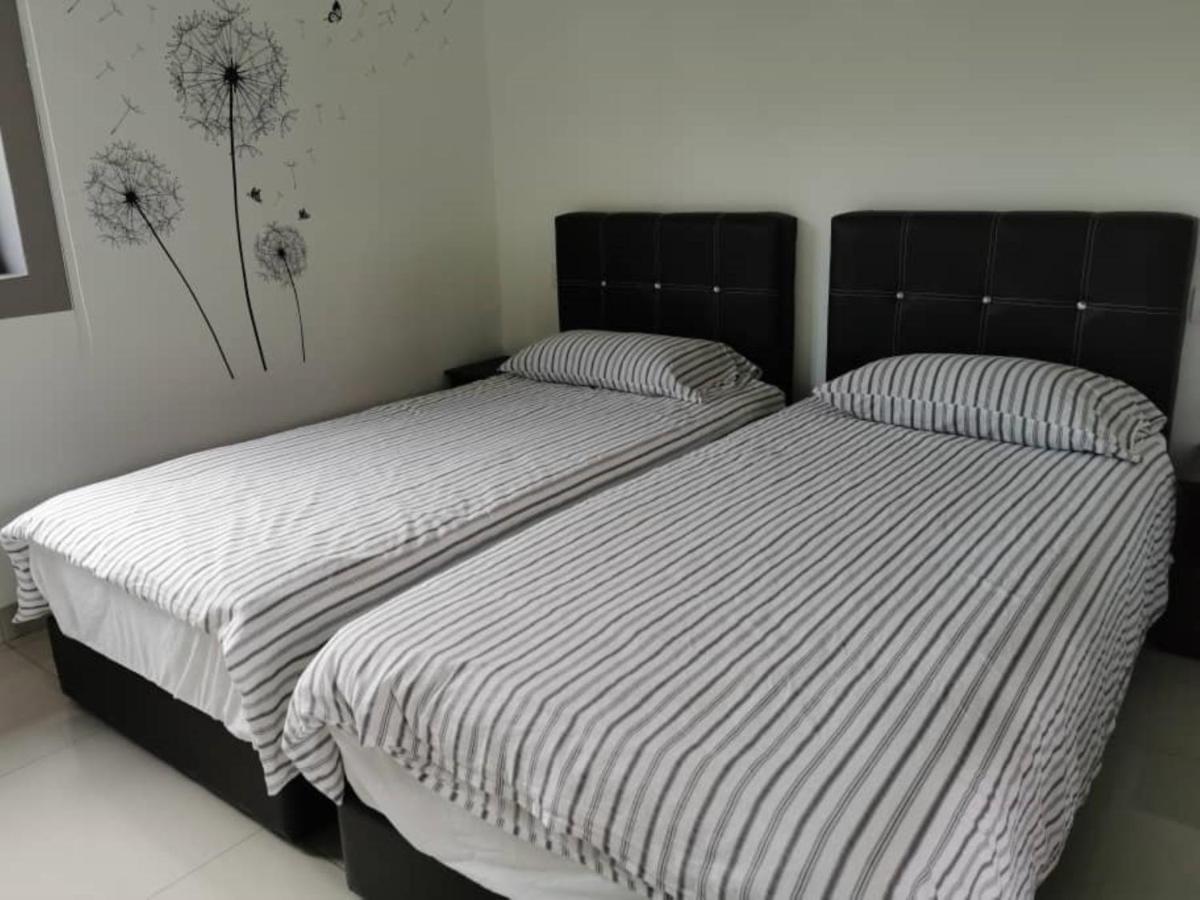 Capital O 90088 Mbp Leisure Resort Batu Pahat Dış mekan fotoğraf